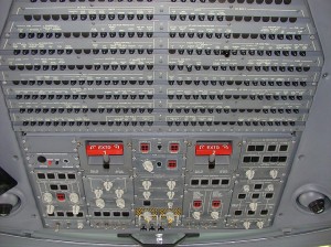 breakers_embraer145LR breakers embraer145LR 300x224 Sistema eléctrico del avión.