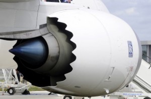 tobera_787 tobera 787 300x198 ¿Cómo funciona un motor a reacción?